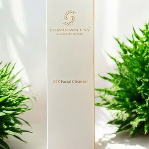 24K Gold Facial Cleanser